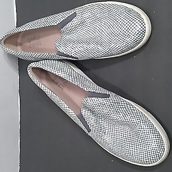 naturalizer sneakers